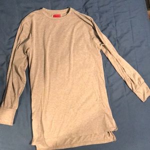 Grey shirt with side zipper